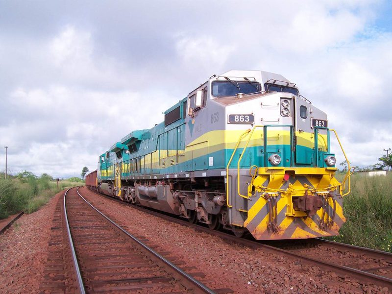 A Vale iron ore train on the Carajás railroad, the line that carries S11D ore to the coast